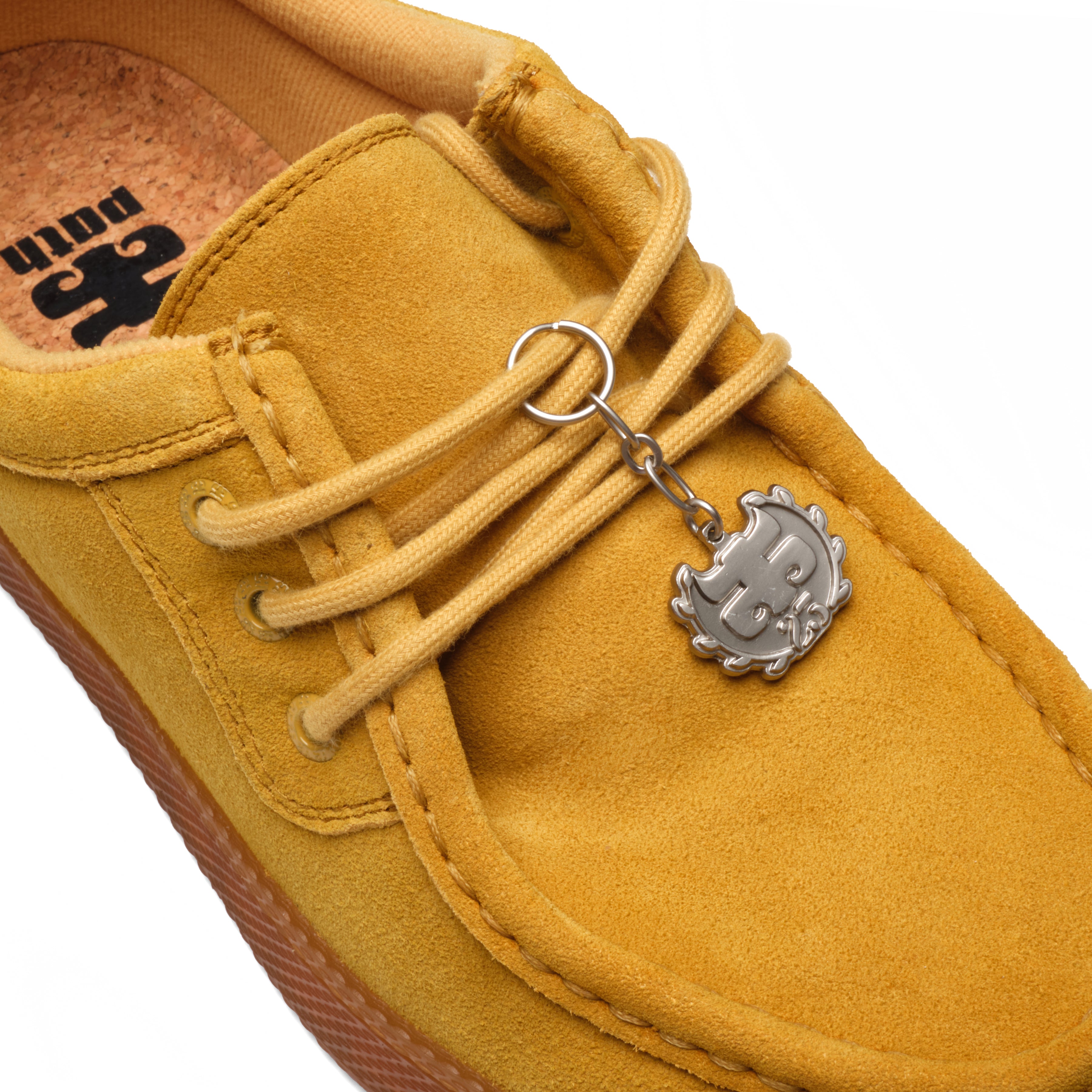 CATS LOW - BUTTERY WHEAT SUEDE